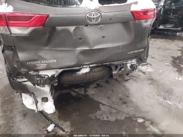 2019 TOYOTA HIGHLANDER 5TDDZRFH6KS936357 Photo 5