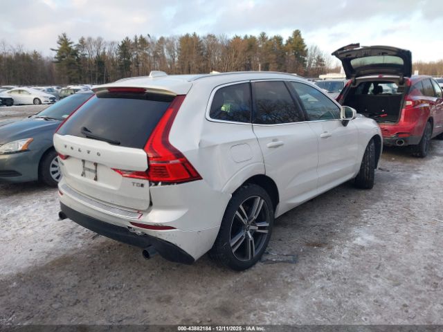 2019 VOLVO XC60 LYV102RK8KB242660 Photo 3