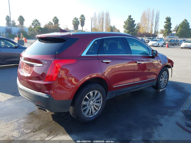 2017 CADILLAC XT5 1GYKNBRS4HZ136157 Photo 3
