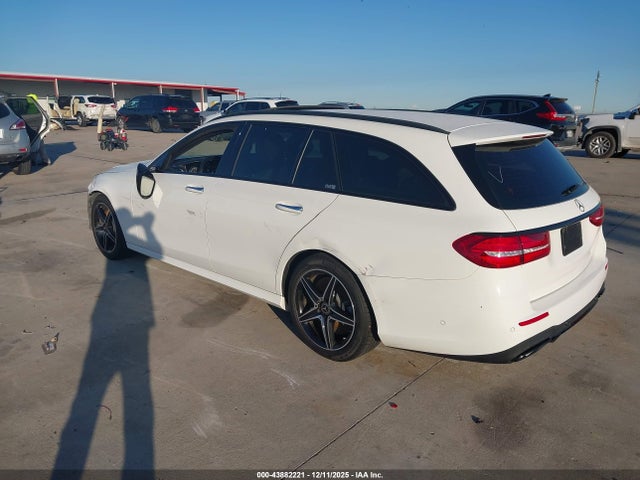 2018 MERCEDES-BENZ E 400 WDDZH6GB4JA394615 Photo 2