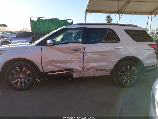 1FM5K8HT4JGB31594 Ford Explorer Platinum