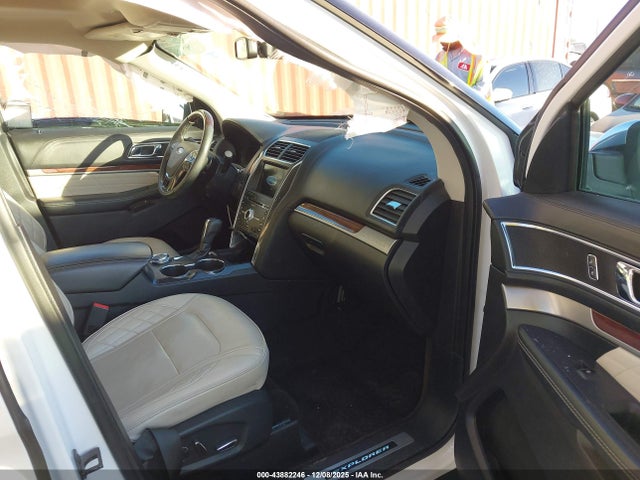 1FM5K8HT4JGB31594 Ford Explorer Platinum