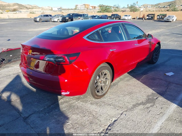 2018 TESLA MODEL 3 5YJ3E1EA1JF061804 Photo 3