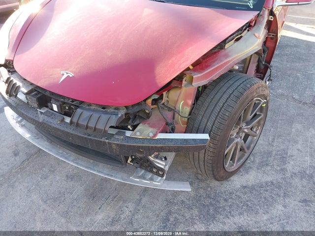 2018 TESLA MODEL 3 5YJ3E1EA1JF061804 Photo 5