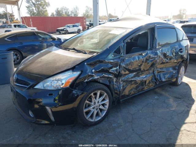 2014 TOYOTA PRIUS V JTDZN3EU6EJ013942 Photo 1