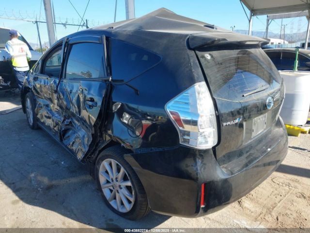 2014 TOYOTA PRIUS V JTDZN3EU6EJ013942 Photo 2