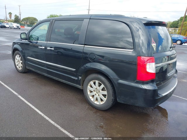 2011 Chrysler Town & Country Touring-l მანქანა იყიდება აუქციონზე, vin: 2A4RR8DG5BR803649, აუქციონის ნომერი: 43882287