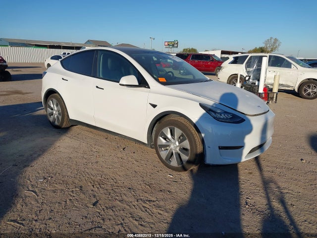 2022 TESLA MODEL Y 7SAYGAEE5NF433477 Photo 0