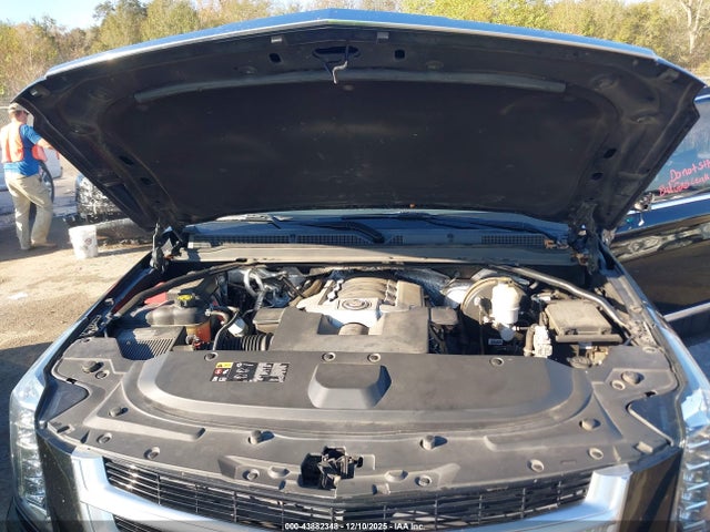 2015 CADILLAC ESCALADE 1GYS4BKJ2FR246075 Photo 9