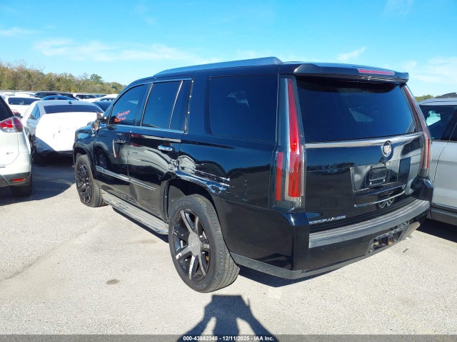 2015 CADILLAC ESCALADE 1GYS4BKJ2FR246075 Photo 2