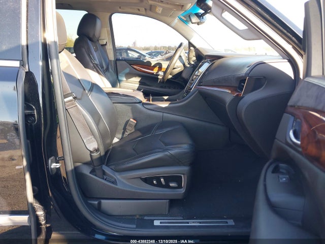 2015 CADILLAC ESCALADE 1GYS4BKJ2FR246075 Photo 4
