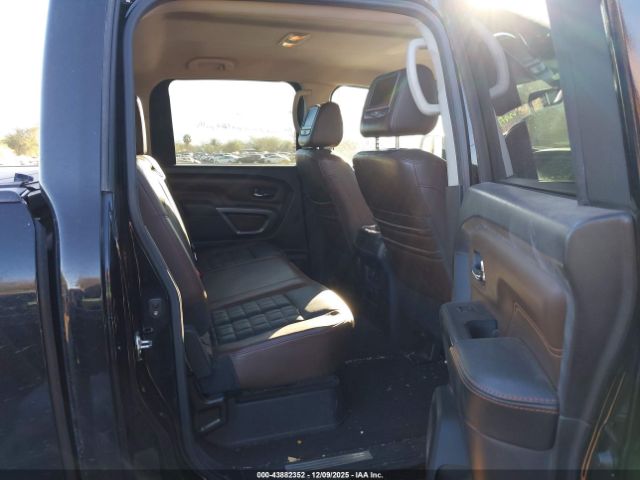 2017 NISSAN TITAN XD 1N6BA1F41HN544783 Photo 7