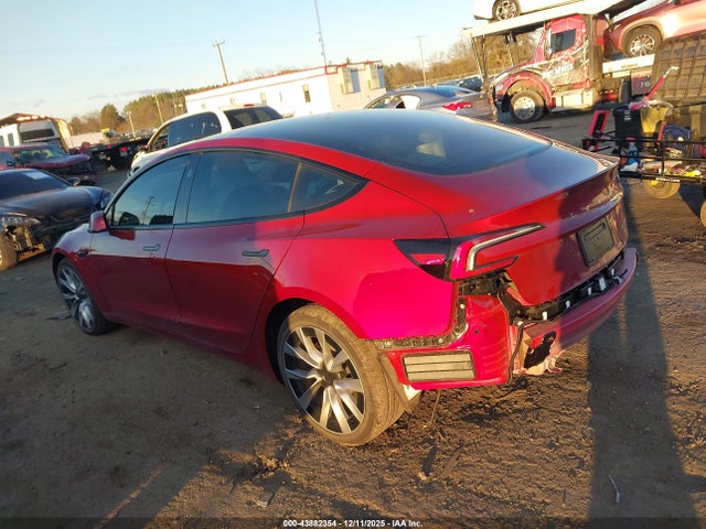 2024 TESLA MODEL 3 5YJ3E1EB5RF821303 Photo 2