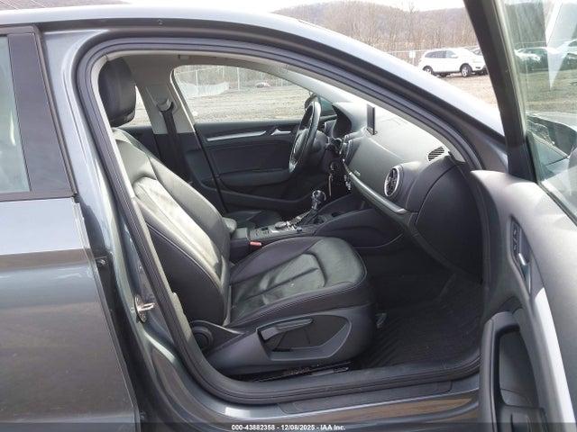2015 AUDI A3 WAUBFGFF5F1022832 Photo 4