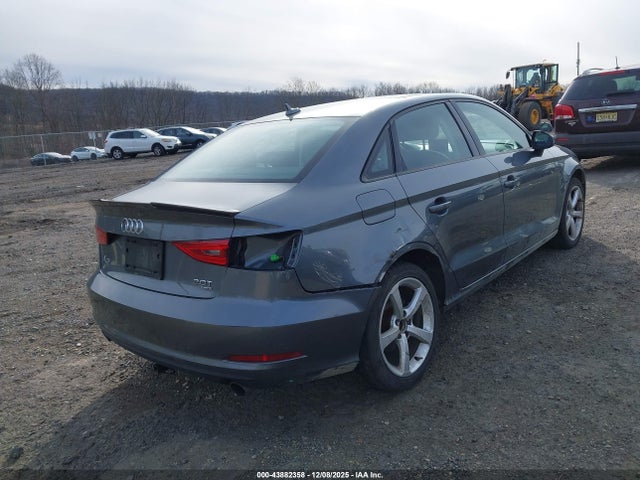 2015 AUDI A3 WAUBFGFF5F1022832 Photo 5
