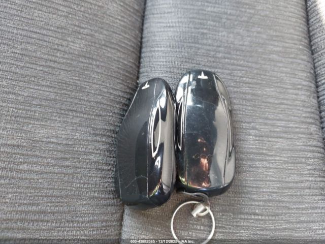 2017 TESLA MODEL S 5YJSA1E18HF205429 Photo 10