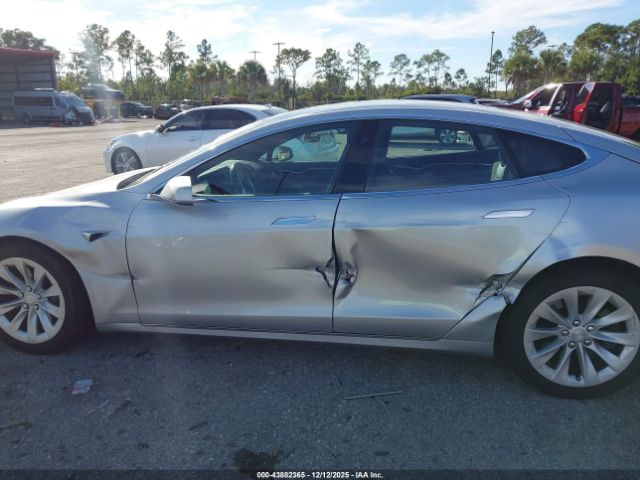 2017 TESLA MODEL S 5YJSA1E18HF205429 Photo 5