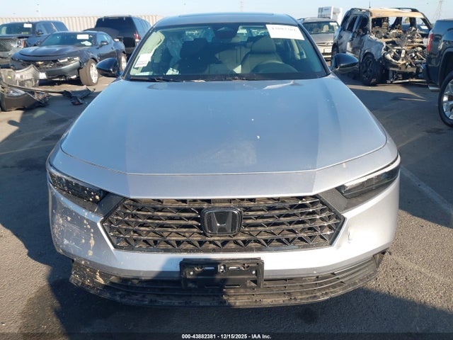 1HGCY1F42SA025518 Honda ACCORD SE