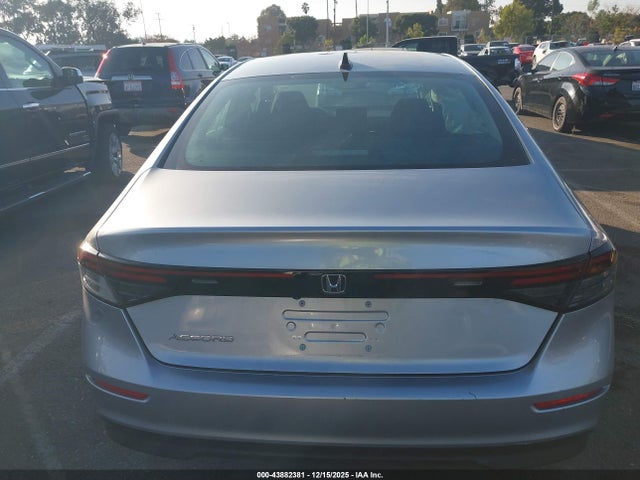1HGCY1F42SA025518 Honda ACCORD SE