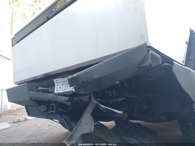 2025 TESLA CYBERTRUCK 7G2CEHED1SA069111 Photo 5