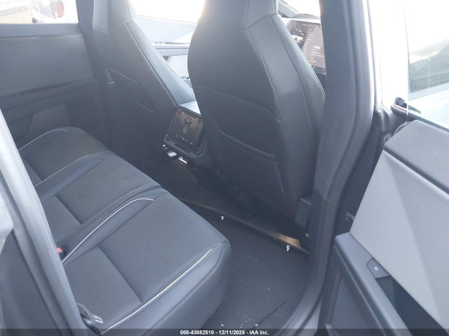 2025 TESLA CYBERTRUCK 7G2CEHED1SA069111 Photo 7