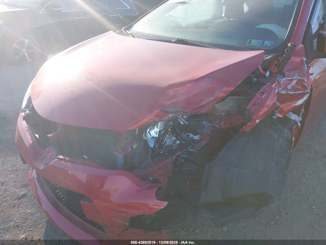 2T1BURHE5GC559190 Toyota COROLLA LE