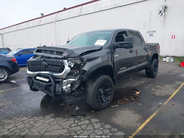 Toyota Tundra Sr5 2020 5TFDY5F10LX890597 Image 2