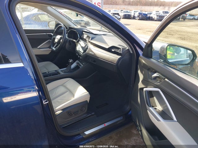 2023 AUDI Q3 WA1EECF3XP1052079 Photo 4
