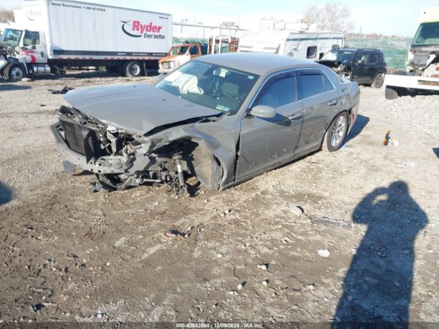 2018 CHRYSLER 300 2C3CCAAGXJH137566 Photo 1