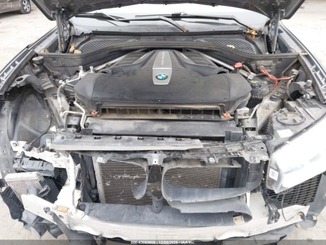 2019 BMW X6 5UXKU6C57KLP60465 Photo 9