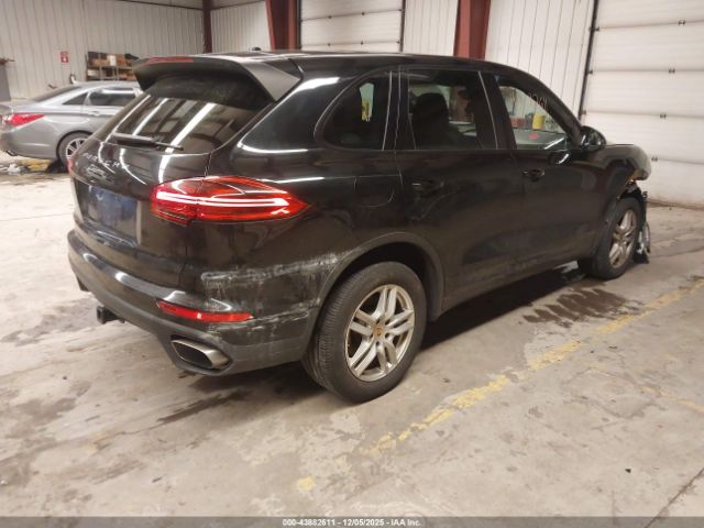 2016 PORSCHE CAYENNE WP1AA2A26GKA09943 Photo 3