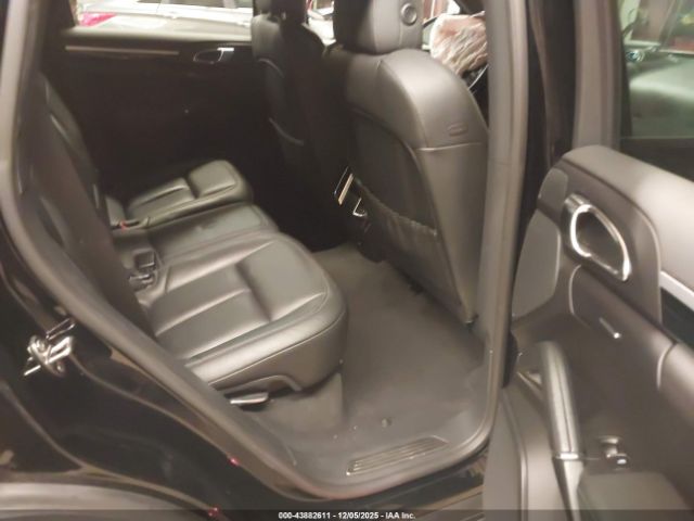 2016 PORSCHE CAYENNE WP1AA2A26GKA09943 Photo 7