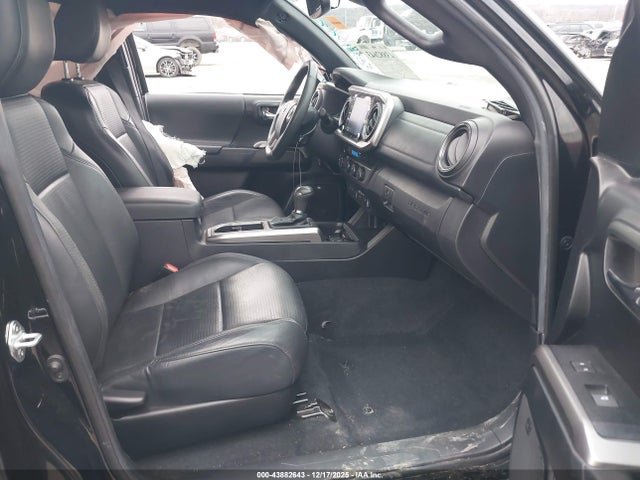 3TMGZ5AN7NM462779 Toyota Tacoma Limited