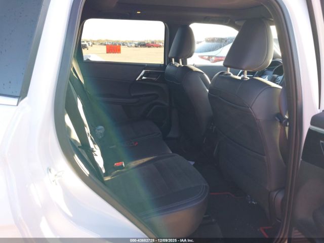 2024 MITSUBISHI OUTLANDER JA4J4VA85RZ068663 Photo 7