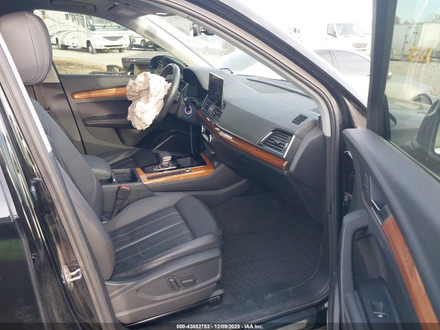 2022 AUDI Q5 WA1BBAFY8N2106367 Photo 4