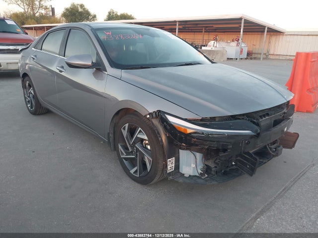 2024 HYUNDAI ELANTRA KMHLS4DG6RU829405