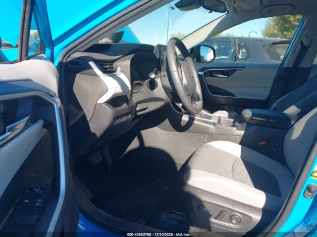 2020 TOYOTA RAV4 HYBRID 2T3RWRFV1LW094015 Photo 4