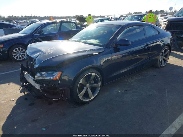 2011 AUDI A5 WAULFAFR0BA036272 Photo 1