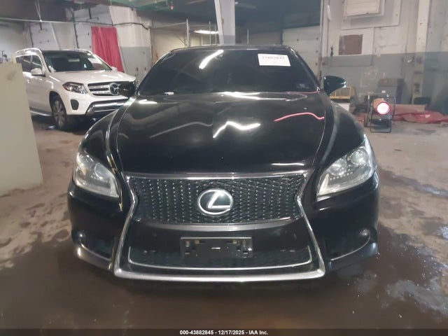 Auction sale of the 2016 Lexus Ls 460, vin: JTHCL5EF4G5027096, lot number: 43882845