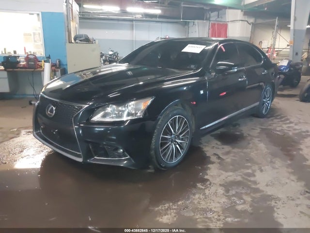 2016 LEXUS LS 460 JTHCL5EF4G5027096 Photo 1