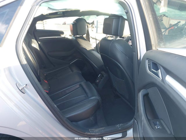 2015 AUDI A3 WAUKFGFF4F1011448 Photo 7