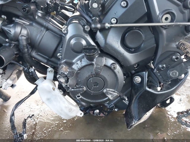 Yamaha Yzfr7 2025 JYARM38E0SA018455 Image 9