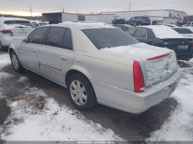 2006 CADILLAC DTS 1G6KD57Y16U104250 Photo 2