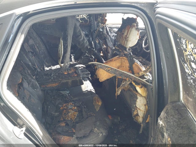 2011 AUDI A4 WAUFFAFL2BN032046 Photo 7