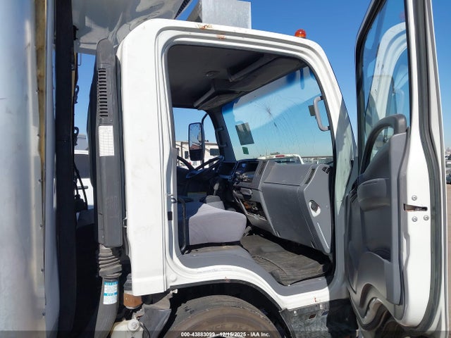 Isuzu NPR XD 2018 JALC4W161J7K00223 Image 6