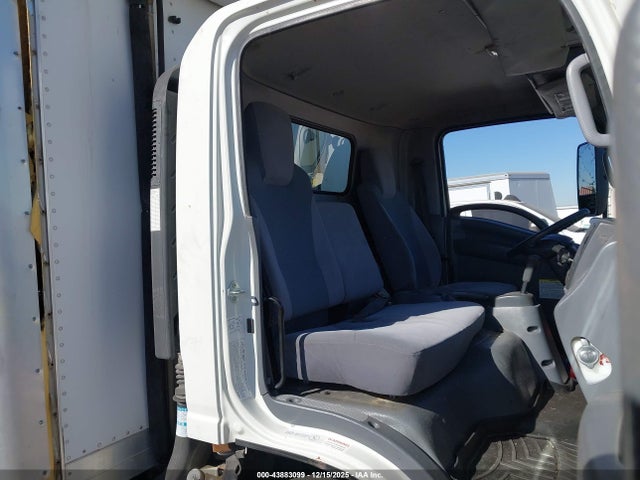 Isuzu NPR XD 2018 JALC4W161J7K00223 Image 7