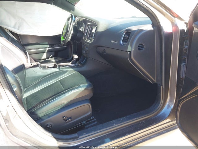 2020 DODGE CHARGER 2C3CDXBG0LH139845 Photo 4