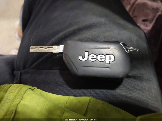 1C4PJXDG0RW313670 Jeep Wrangler 4-door Sport 4x4