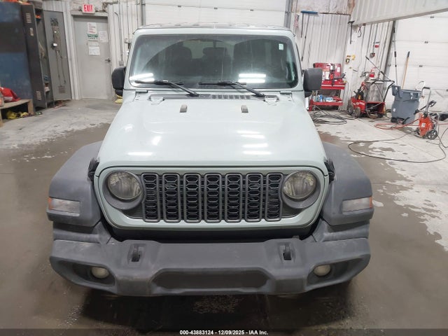 1C4PJXDG0RW313670 Jeep Wrangler 4-door Sport 4x4