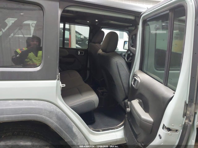 1C4PJXDG0RW313670 Jeep Wrangler 4-door Sport 4x4